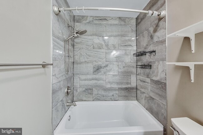 Building Photo - 7802 Guildberry Ct