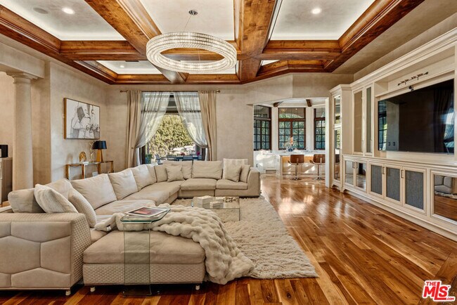 Building Photo - 2374 Earls Ct