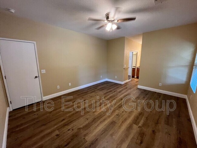 Building Photo - 148 N Boise Ct
