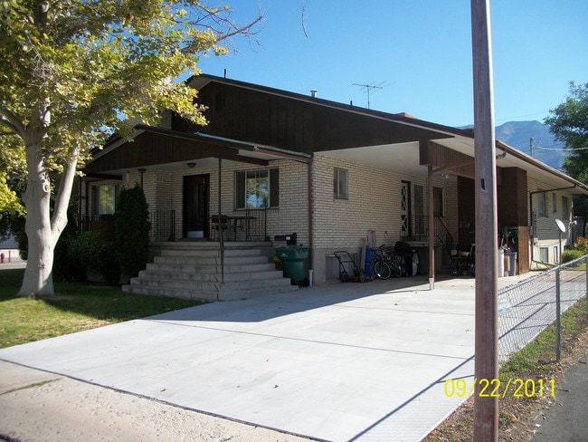 Building Photo - 1415 280 E