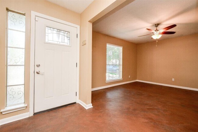 Building Photo - 22823 Williamschase Dr