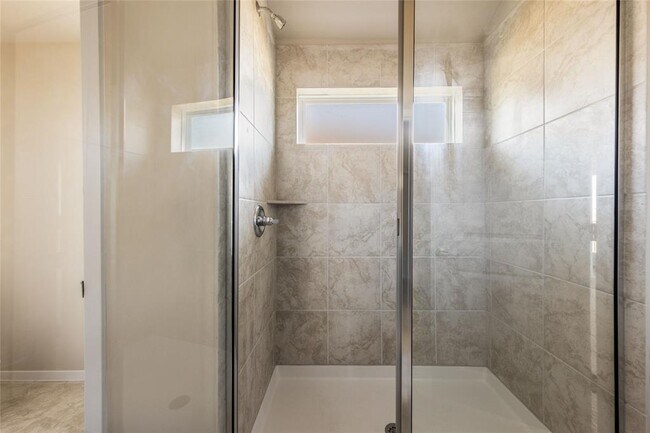 Building Photo - 205 Spiny Lizard Ln