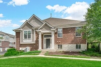 Building Photo - 2528 Dunraven Ave