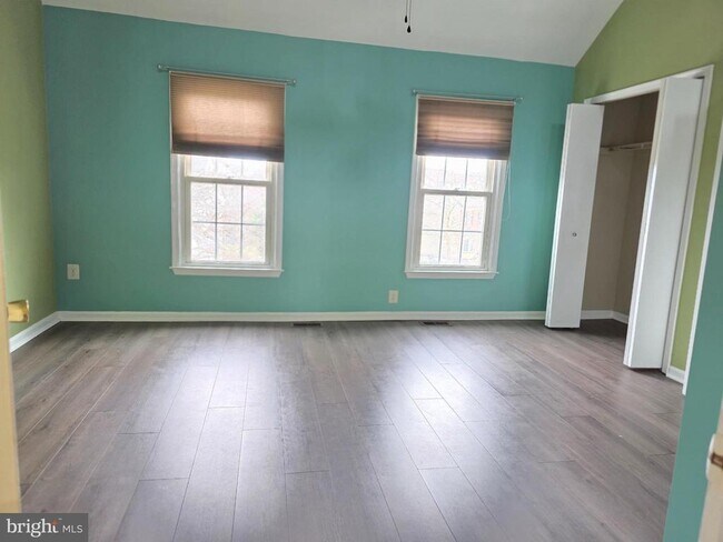 Building Photo - 14100 Oakpointe Dr