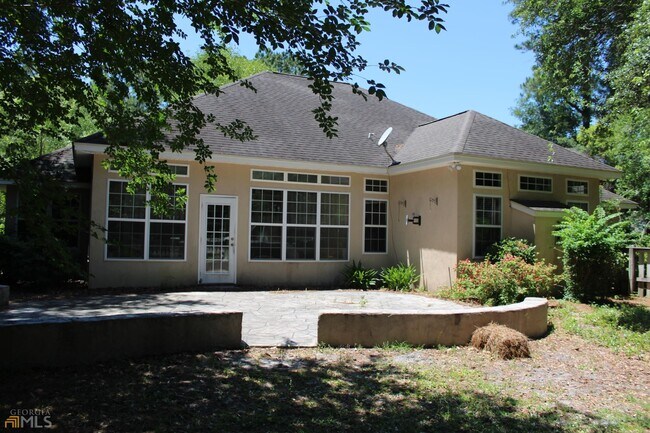 Building Photo - 203 Carrington Way