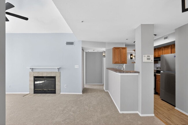 Building Photo - 13564 Lord Sterling Pl