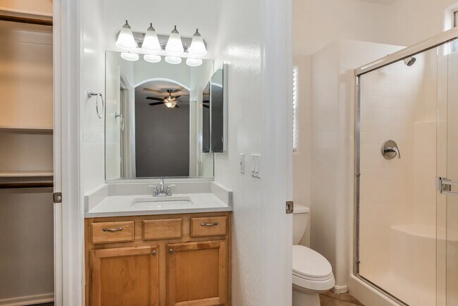 Building Photo - 13006 W Aster Dr