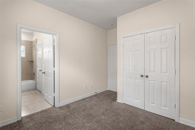 Building Photo - 2407 Ferguson Way