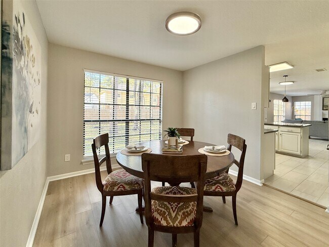 Building Photo - 105 Eagle Rock Cir