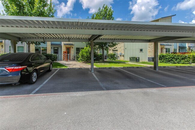 Building Photo - 7805 Cooper Ln