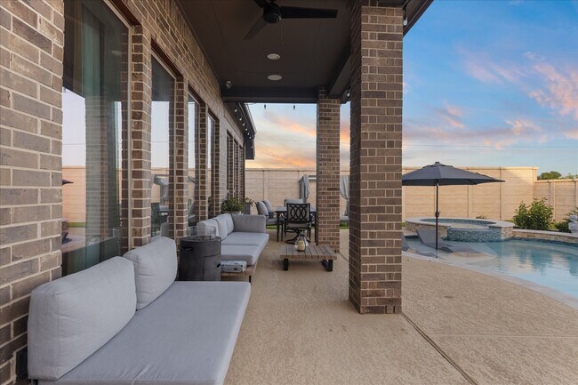 Building Photo - 28703 Bella Leigh Ct