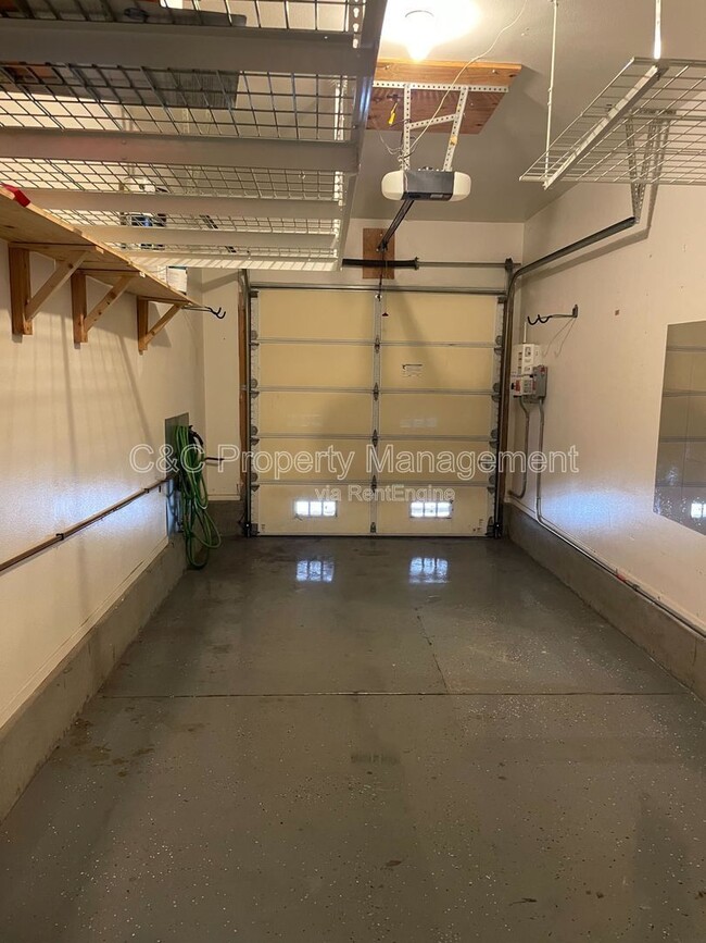 Building Photo - 1279 Gorge Run Wy