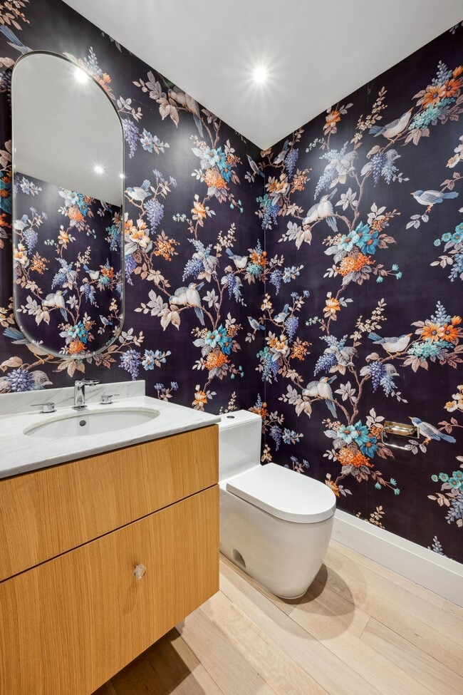 Building Photo - 1 Main St