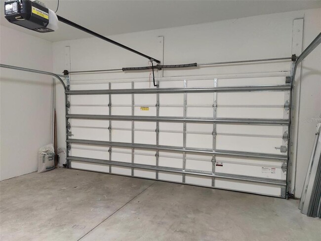 Building Photo - 2172 Peasley St
