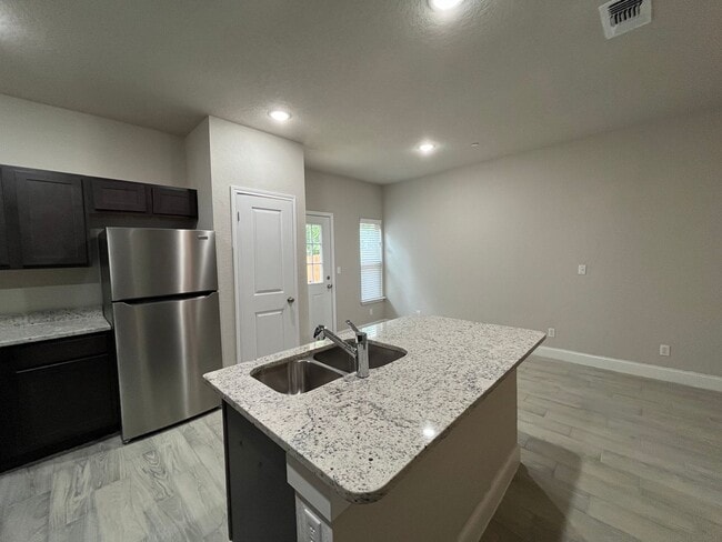 Building Photo - 7813 Savanah Brooks, Live Oak, TX. 78233