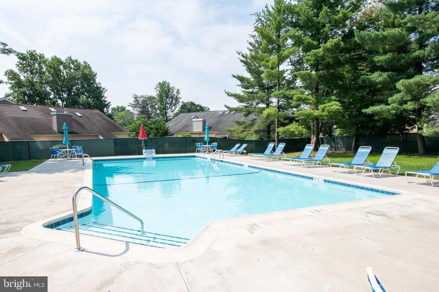 Pool - 23 Hickory Dr