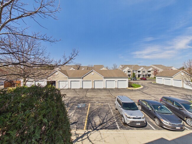 Building Photo - 917 Silverstone Dr