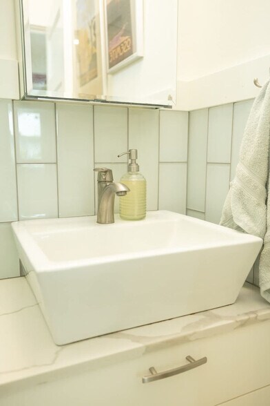 Building Photo - 364 62nd St