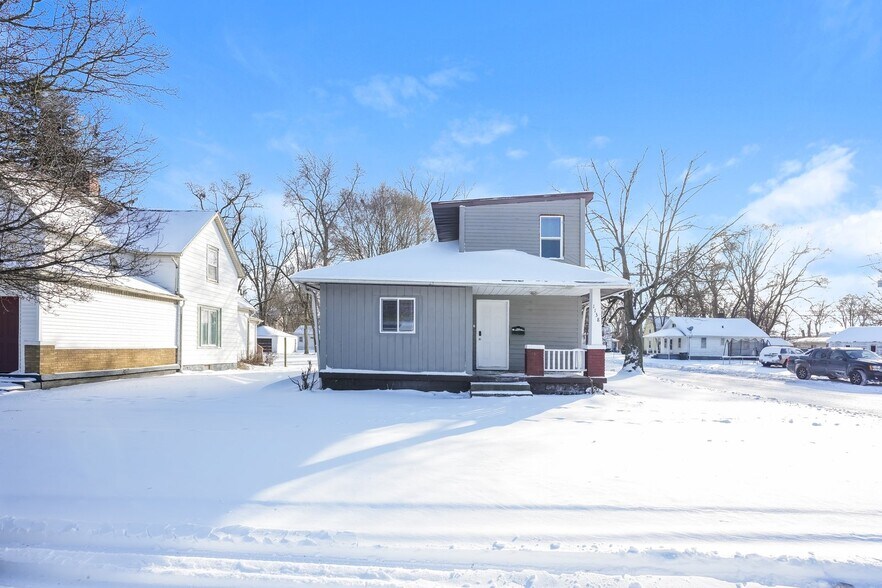 Building Photo - 1138 Queen St