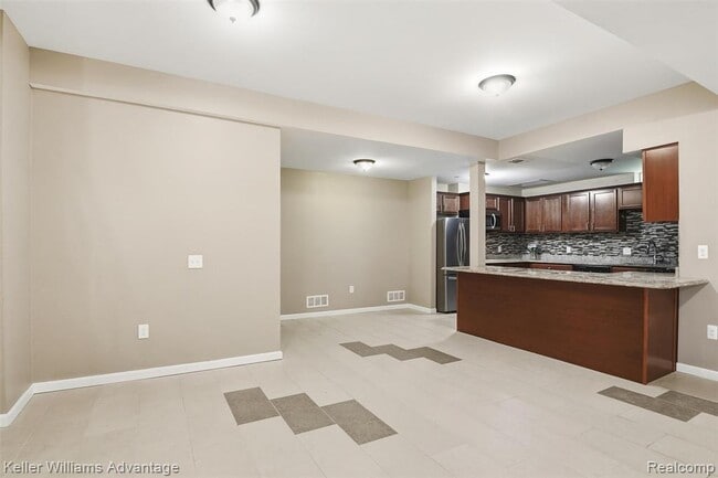 Building Photo - 1625 Emerald Pines Dr