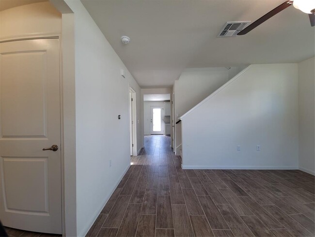 Building Photo - 17204 Adoro Dr