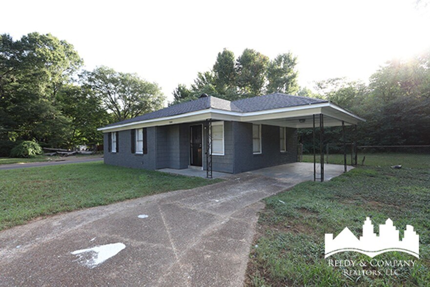 Building Photo - 1380 Rolling Hills Dr