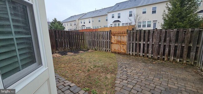 Building Photo - 311 Prestwick Ln