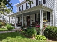 Building Photo - 184 White St