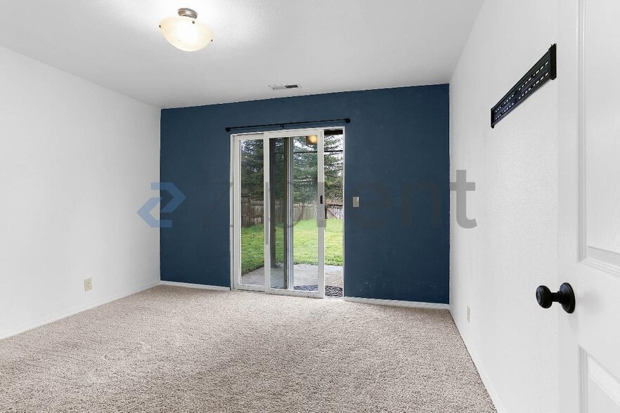 Building Photo - 1715 Gohr Rd