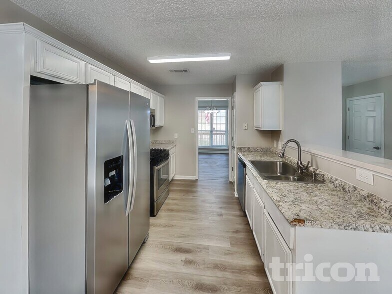 Building Photo - 11203 Chelsea Ln