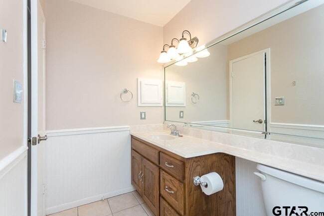 Building Photo - 1767 Eaglewood Drive
