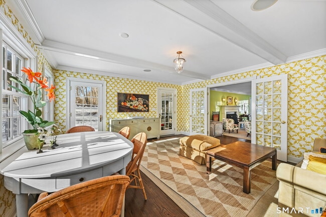 Building Photo - 61 Bittersweet Ln