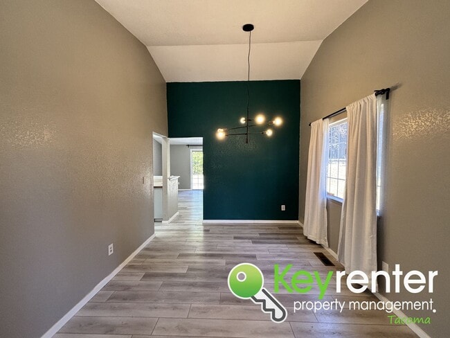 Building Photo - Remodeled 3-Bedroom Home in Steilacoom wit...
