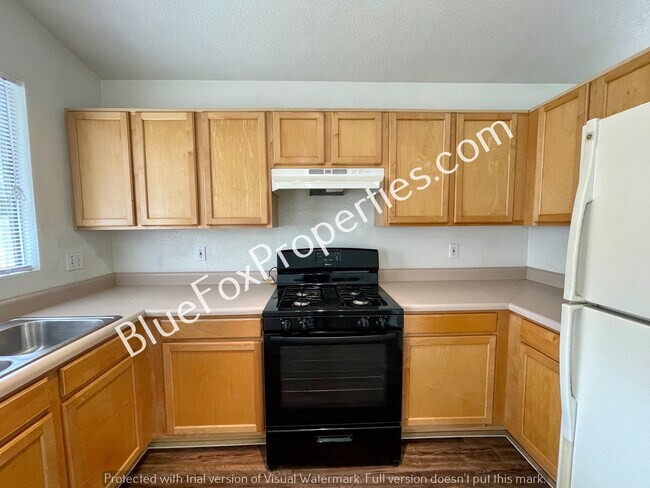Building Photo - 3117 S Nastar Dr