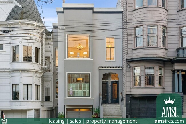 Building Photo - NEW! Stunning Pacific Heights Top-Floor Co...