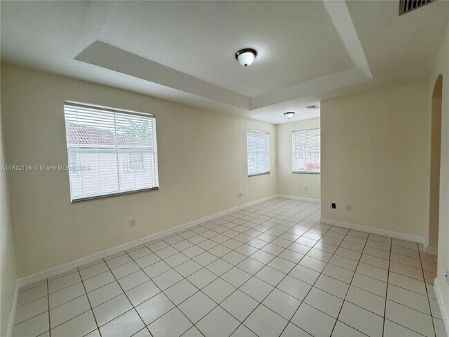 Building Photo - 15131 SW 23rd Ln