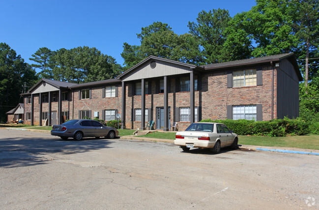 Pineview Pointe Apartments - 1541 Charter East Cir Birmingham AL 35215 ...