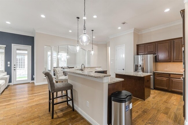 Building Photo - 34 Danby Place