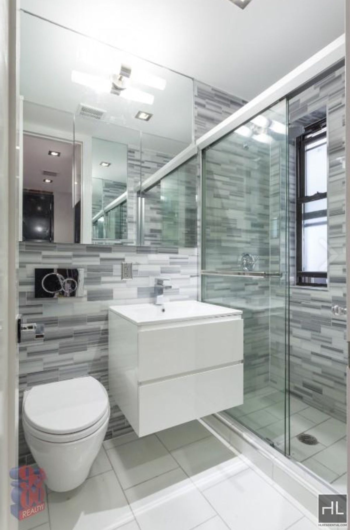 Building Photo - ORCHARD ST.