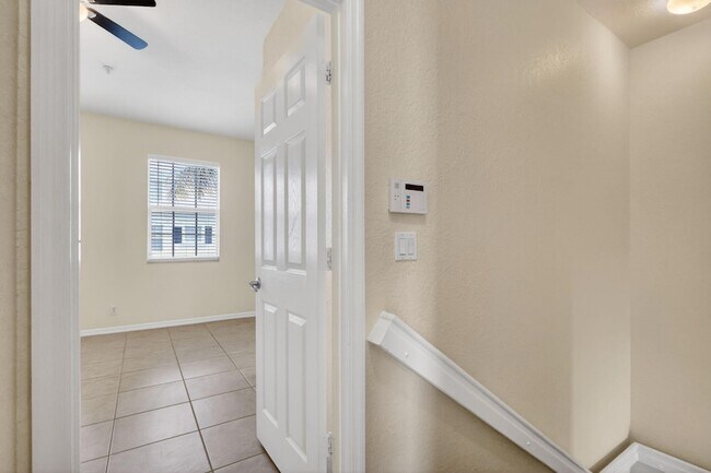 Building Photo - 115 Pond Apple Ln