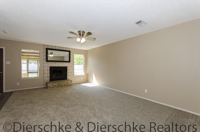 Building Photo - Super cute 3 bedroom home near GAFB COMING SOON!