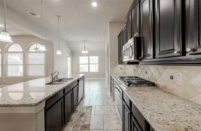 Building Photo - Mooring Pointe Drive, Pearland, TX 77584 -...