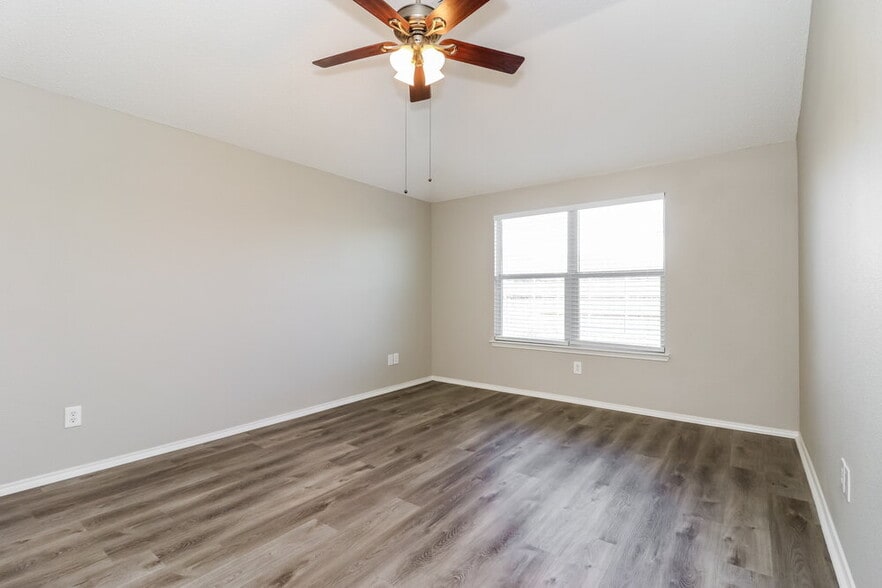 Building Photo - 1024 Stockton Dr