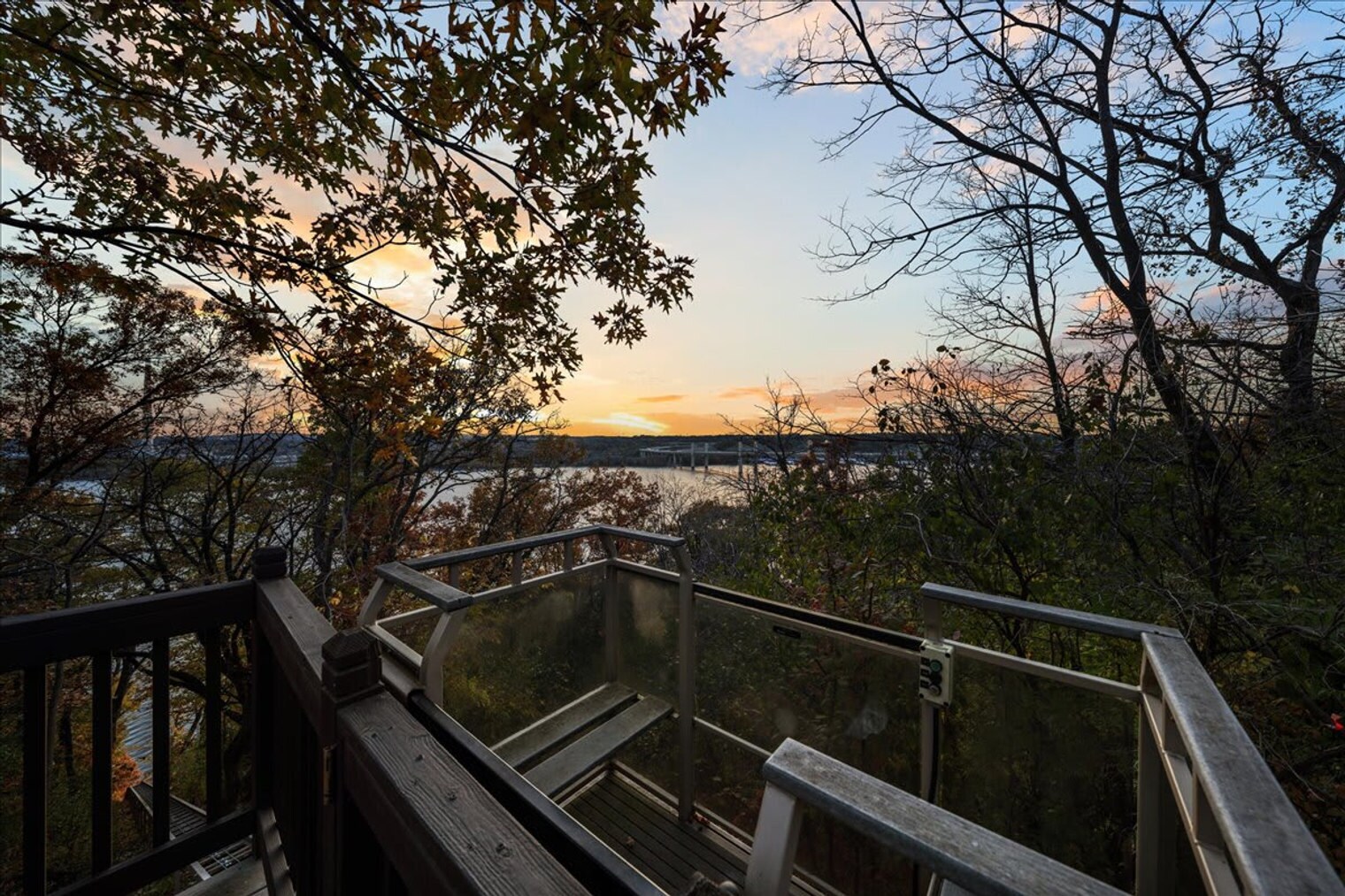 Building Photo - 1248 WI-35