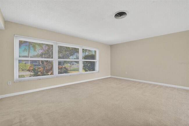 Building Photo - 4300 50th Pl S