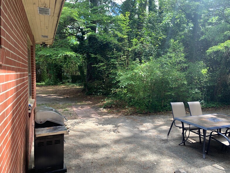 Patio - 1206 Lafayette Ave