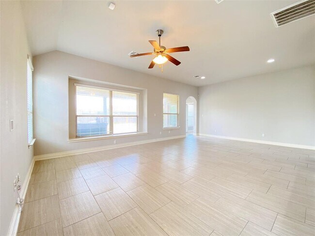 Building Photo - 414 Field Corn Ln