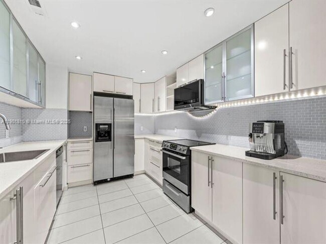 Building Photo - 600 Biltmore Way