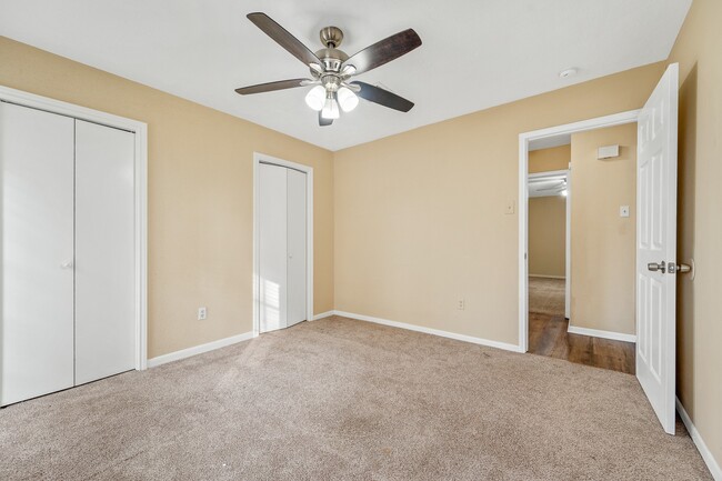 Building Photo - 9302 Claridge Dr