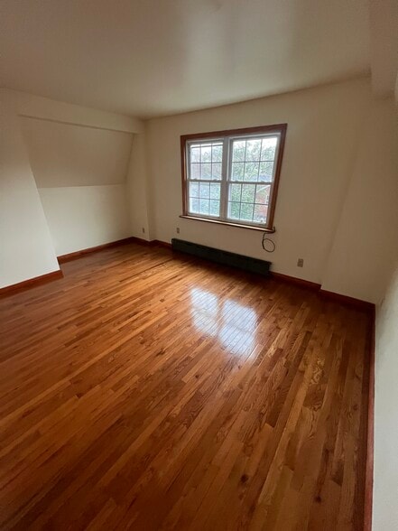 Building Photo - 4251 Ketcham St